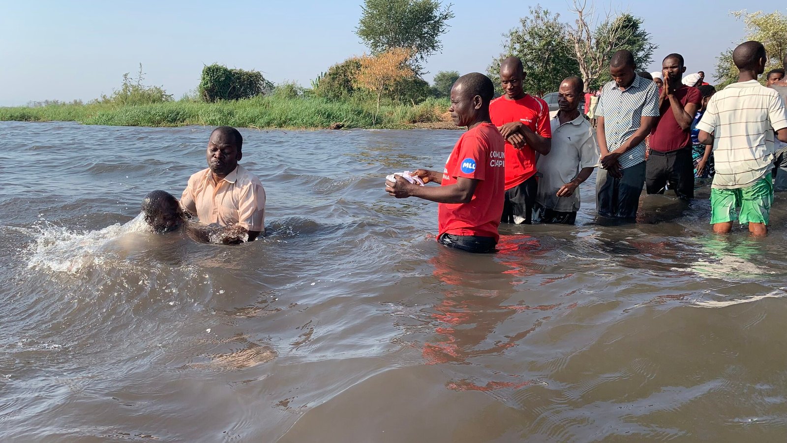 Wayfinder's Evangelism at Lake for Baptism